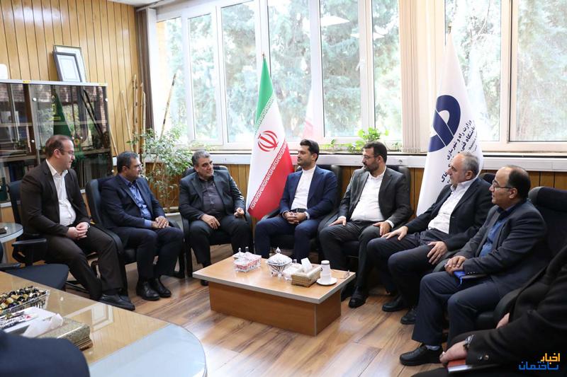 بازدید استاندار سمنان از آزمایشگاه فنی خاک بازدید استاندار سمنان از آزمایشگاه فنی خاک