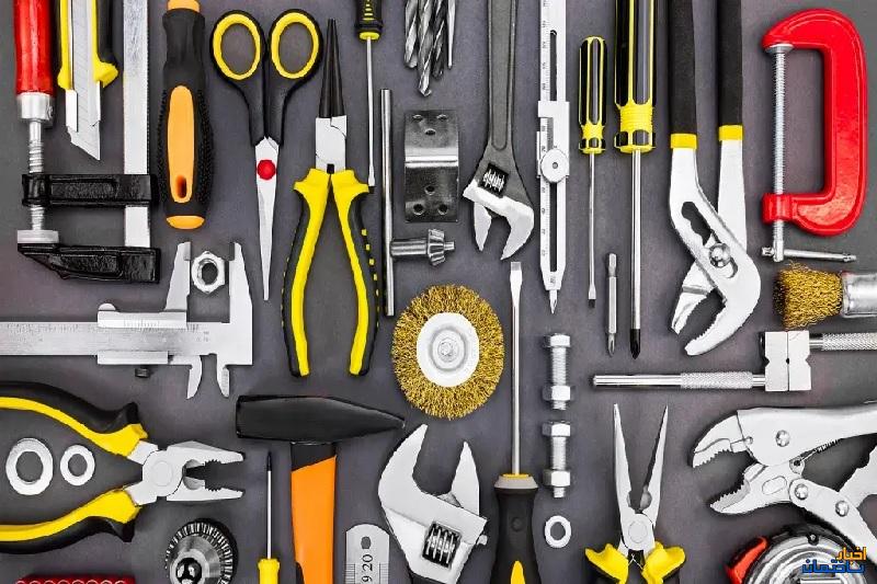 10 ابزار دستی ضروری در پروژههای ساختمانی + چکلیست کامل 10 ابزار دستی ضروری در پروژههای ساختمانی + چکلیست کامل