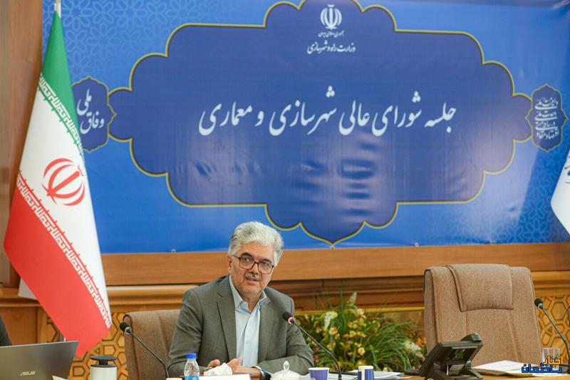شهرداری تهران باید گزارش شفاف از پلاک های جنگ ۱۲ روزه ارائه کند